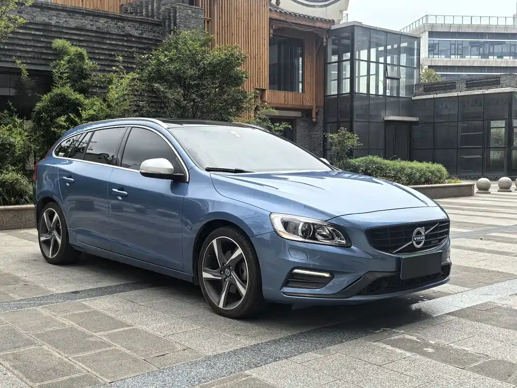 Volvo V60 — миниатюра 3