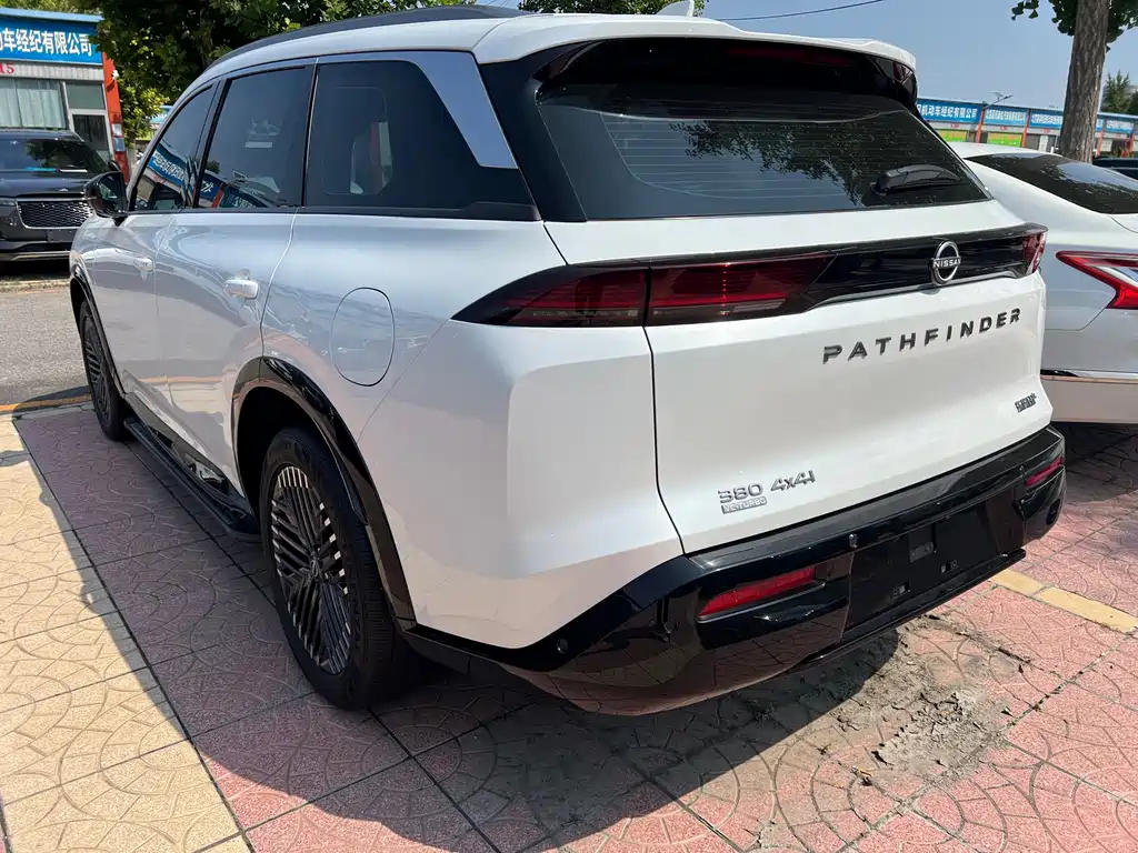 Nissan Teramont — миниатюра 6