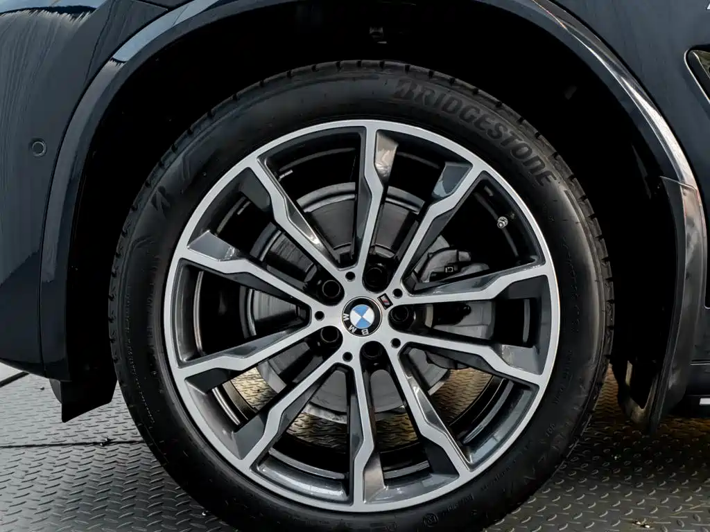 BMW X3 — миниатюра 11