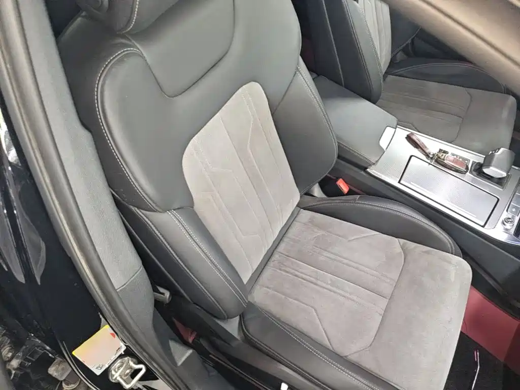 Audi A6L — миниатюра 25