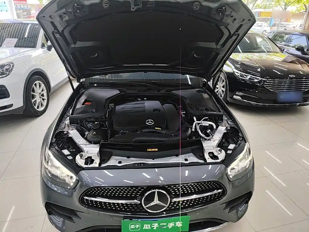 Mercedes-Benz E-Class (Import) — миниатюра 20