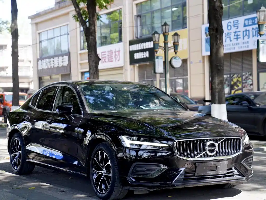 Volvo S60 — миниатюра 3