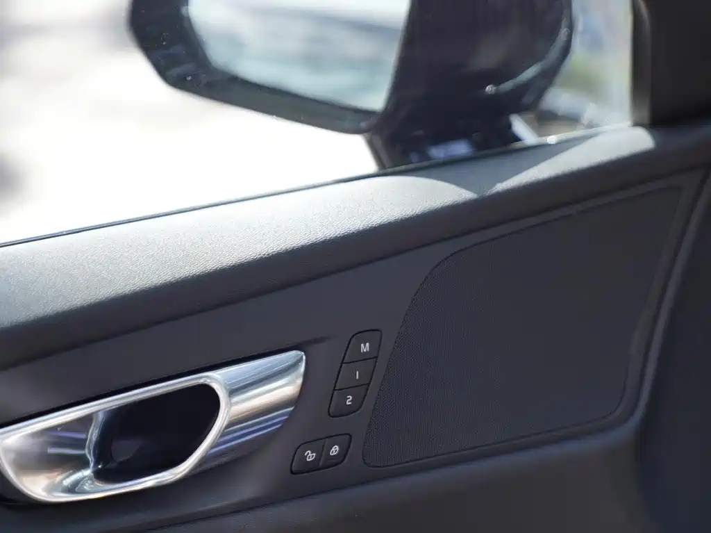 Volvo S60 — миниатюра 11