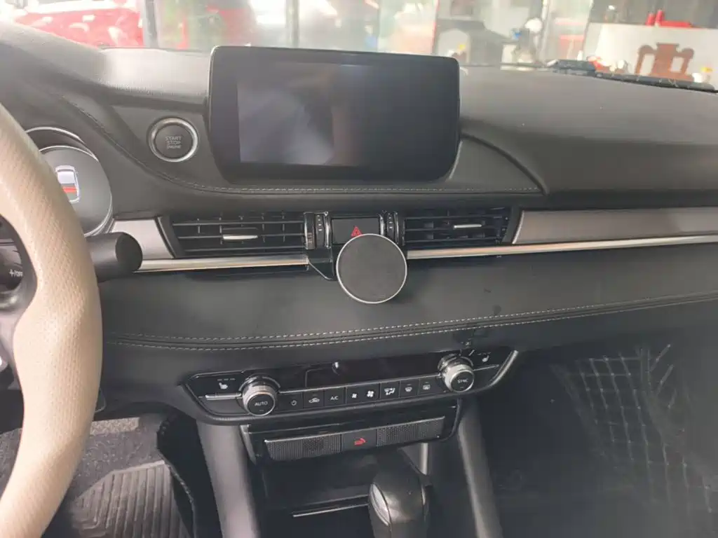 Mazda Atenza — миниатюра 13