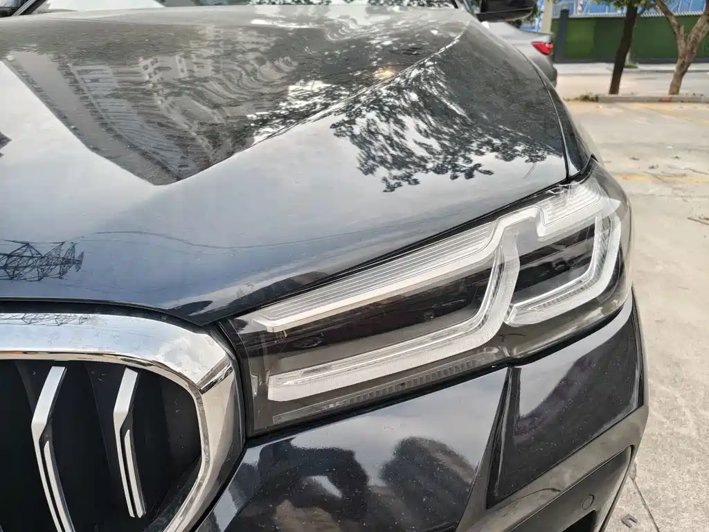 BMW 5 Series — миниатюра 5