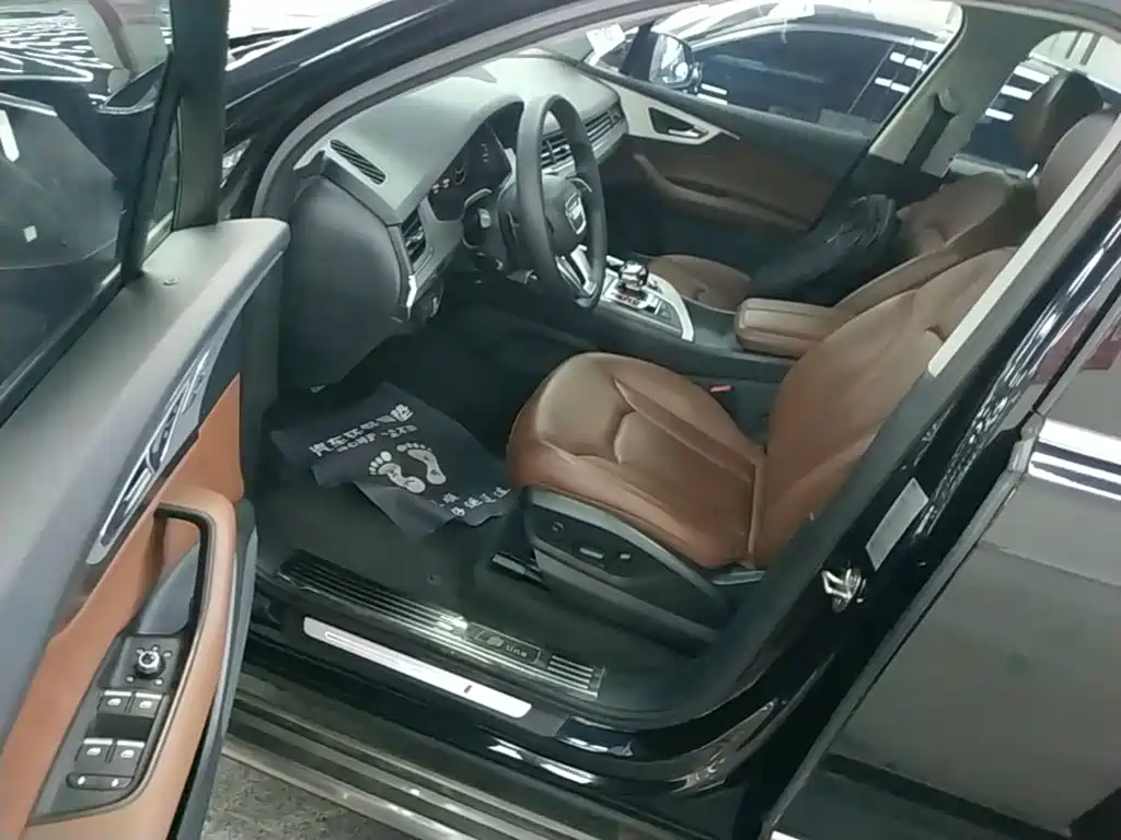 Audi Q7 — миниатюра 16
