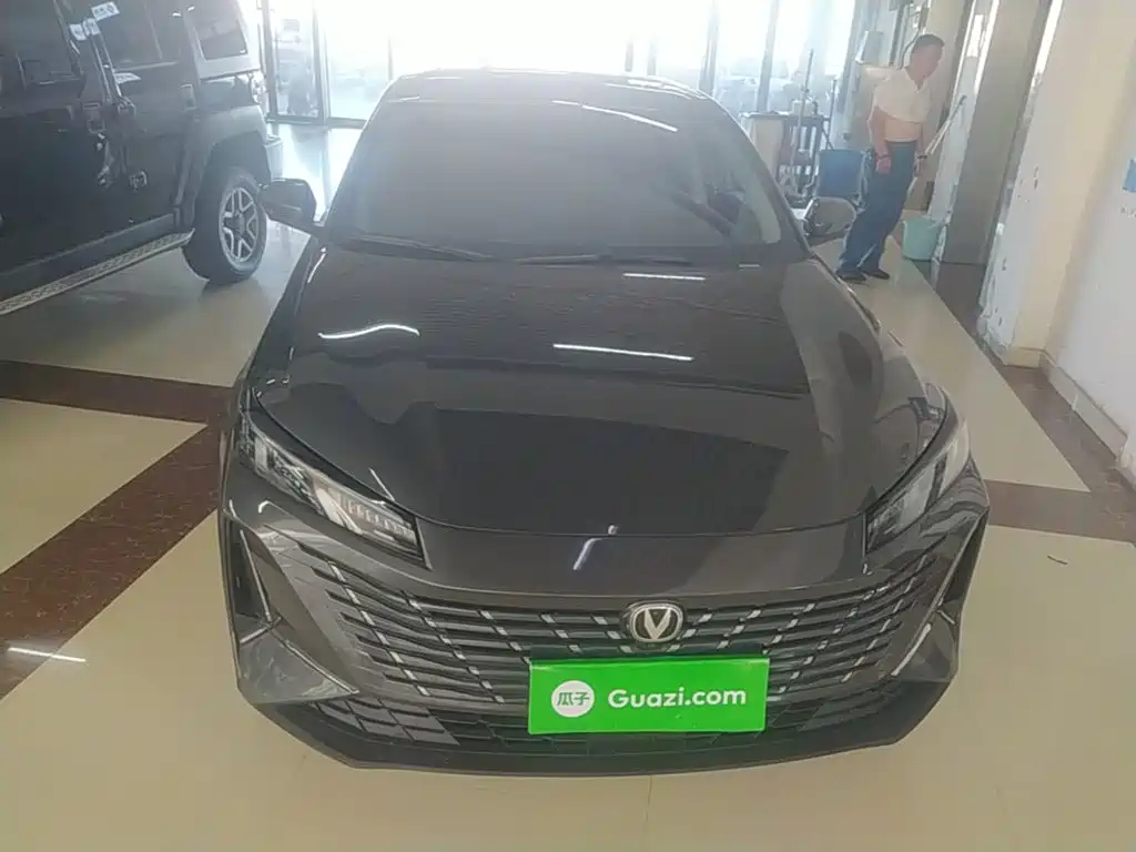 Changan Eado — миниатюра 3