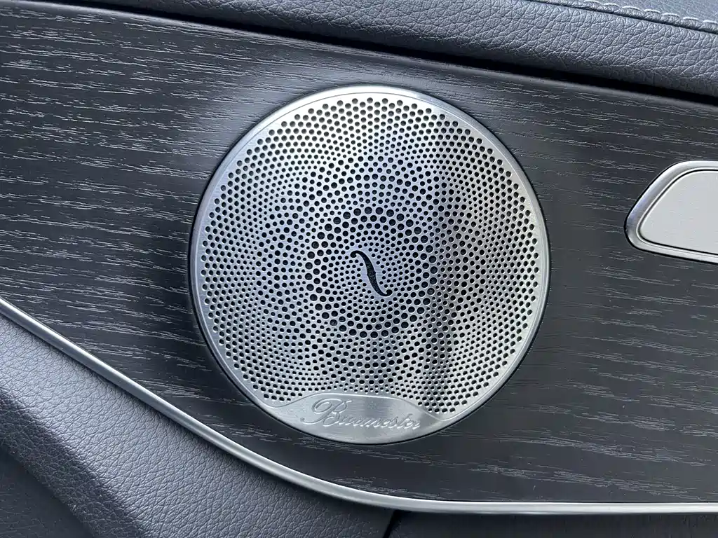 Mercedes-Benz C-Class — миниатюра 9