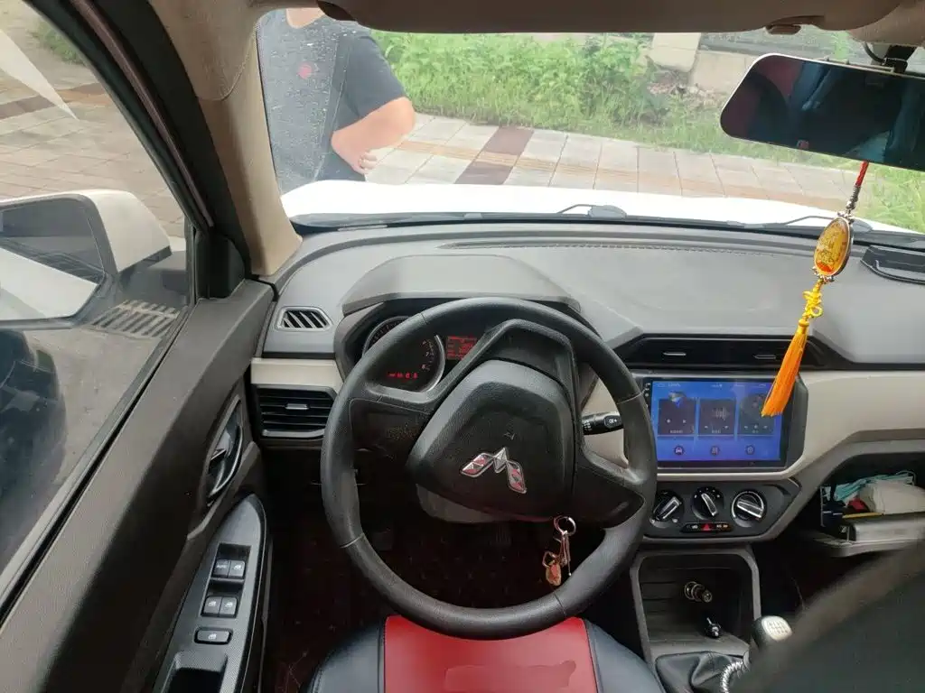 Wuling Hongguang — миниатюра 11