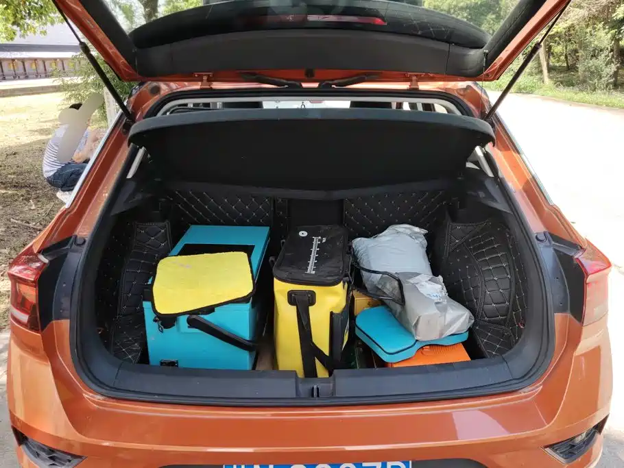 Volkswagen T-Roc — миниатюра 4