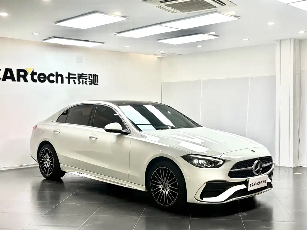 Mercedes-Benz C-Class — миниатюра 3
