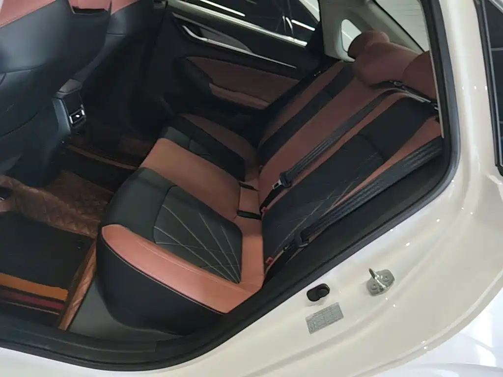 Changan Eado — миниатюра 17