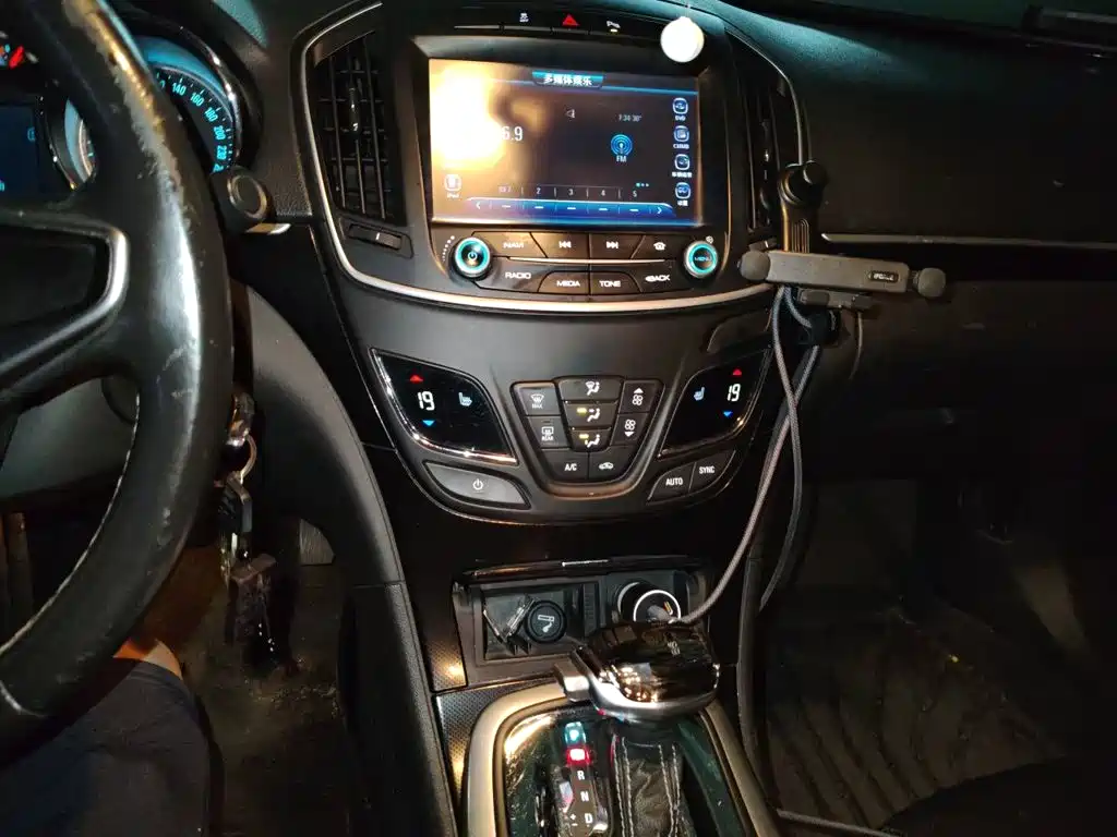 Buick Regal — миниатюра 14