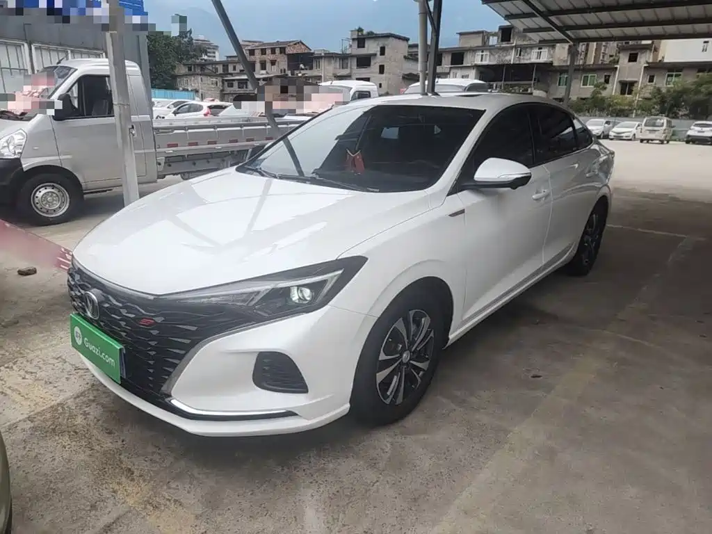 Changan Eado — миниатюра 2