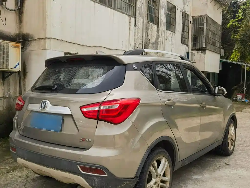 Changan CS35 — миниатюра 10