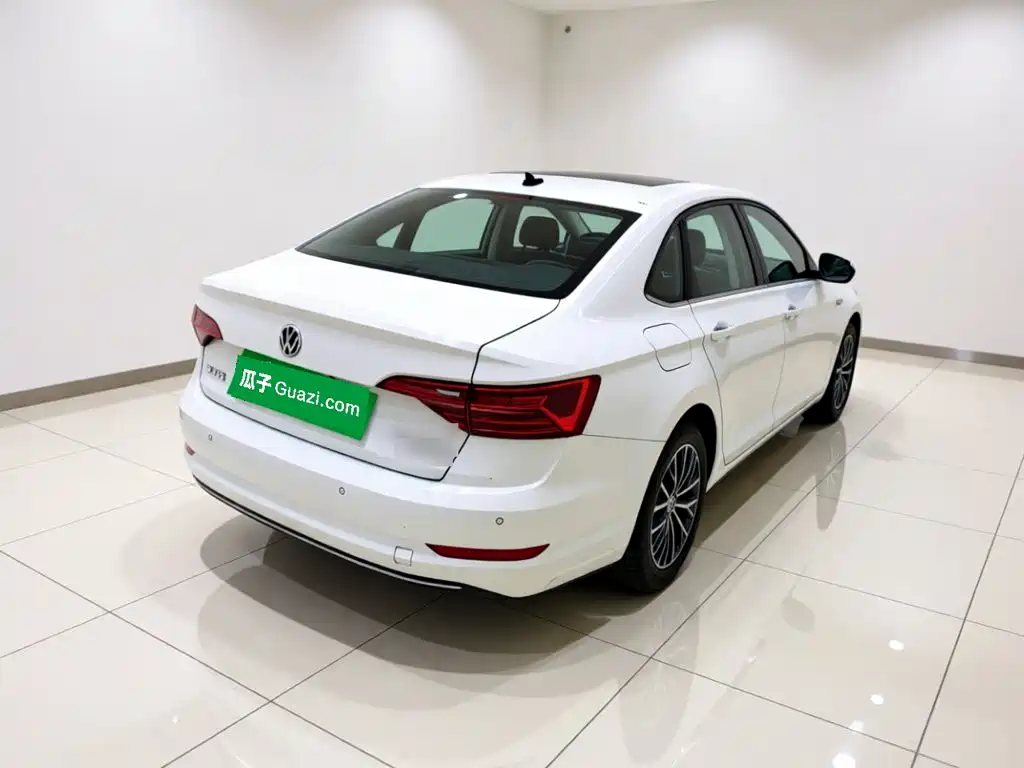 Volkswagen Sagitar — миниатюра 4