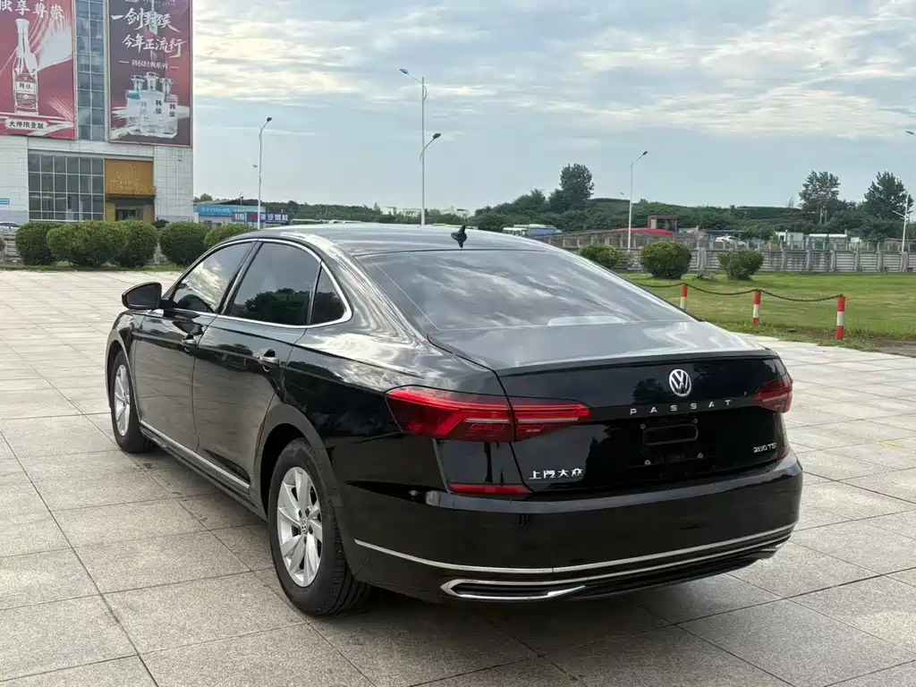 Volkswagen Passat — миниатюра 9