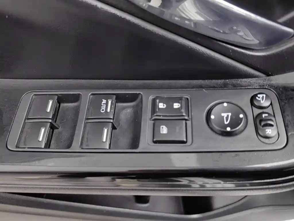 Honda Spirior — миниатюра 9