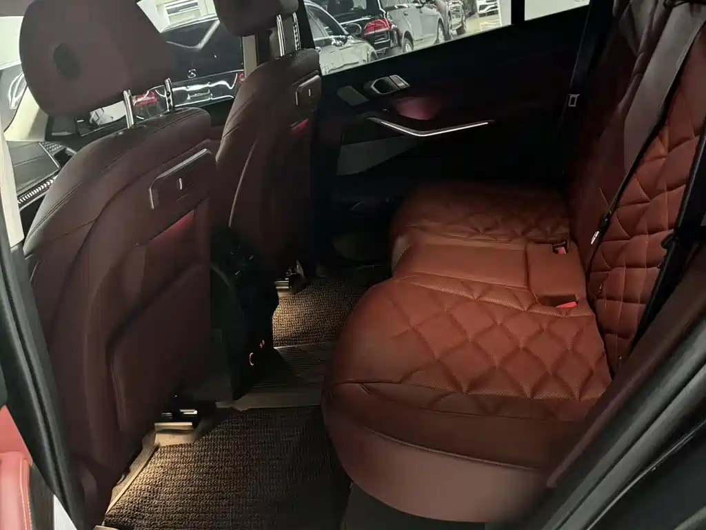 BMW X5 — миниатюра 9