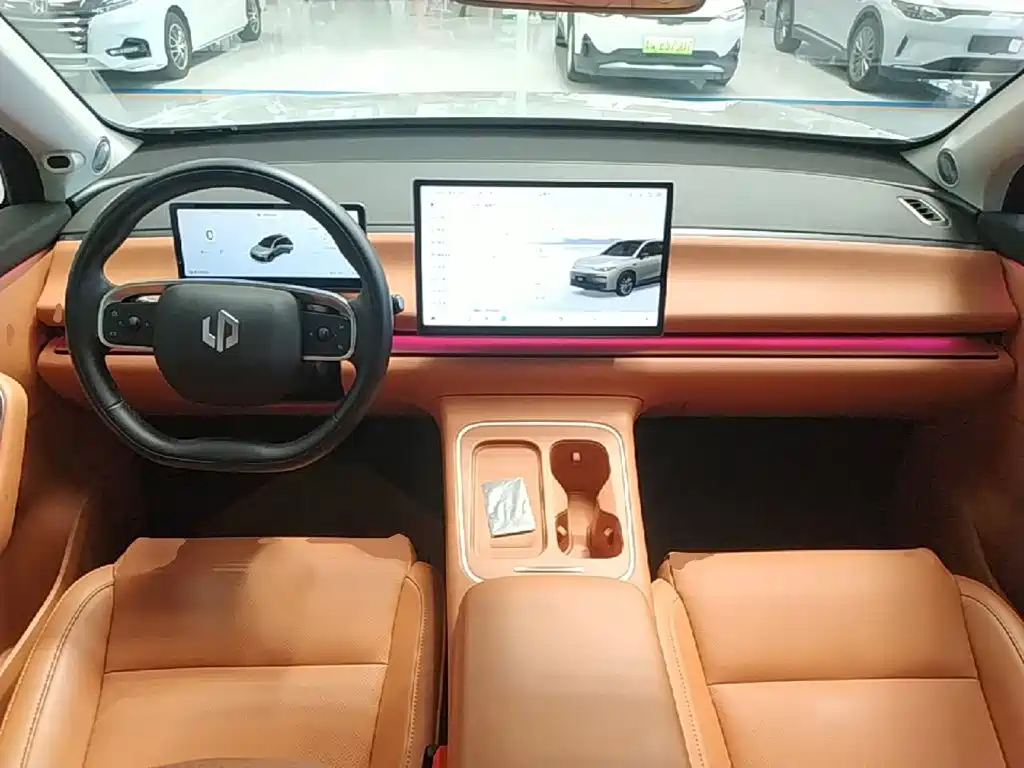 Leapmotor Leapmotor C10 — миниатюра 10