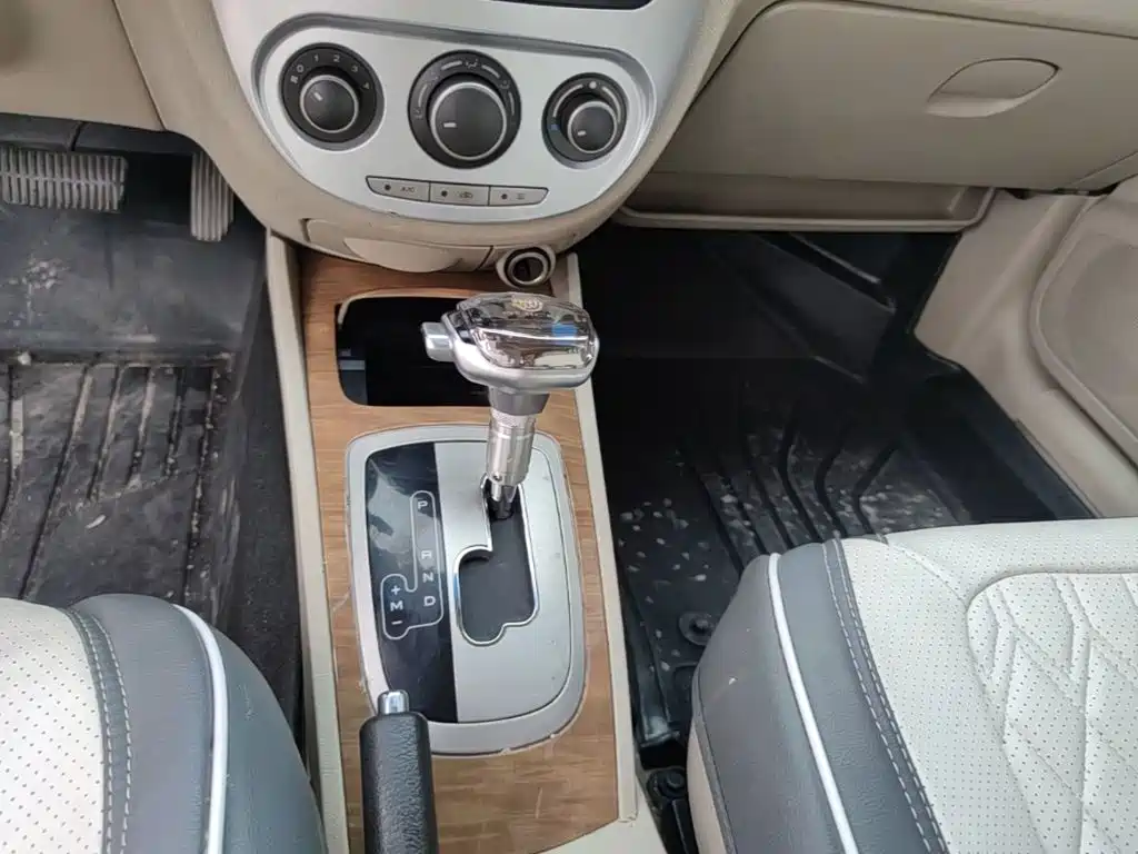 Buick Excelle — миниатюра 14