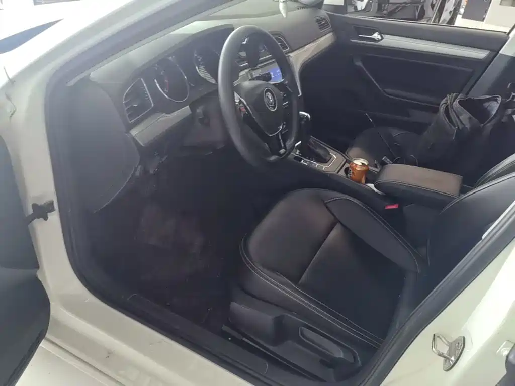 Volkswagen Lamando — миниатюра 15