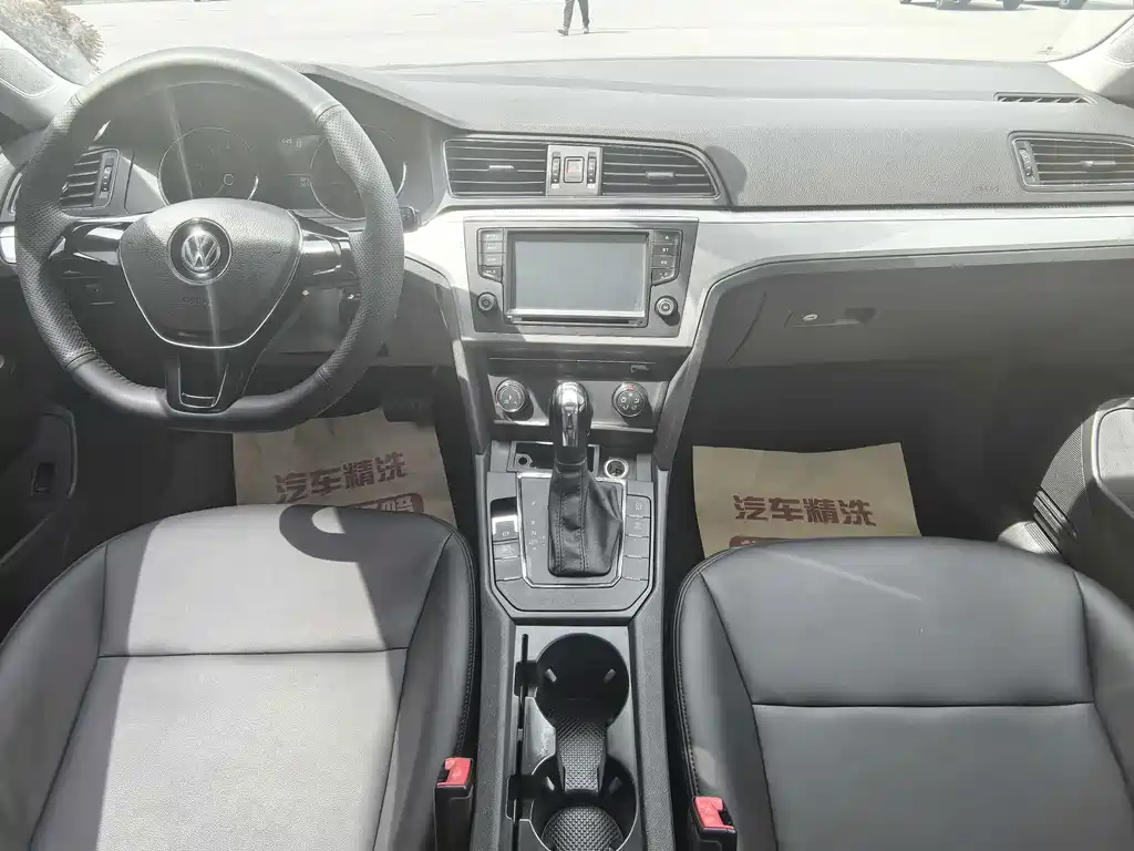 Volkswagen Lamando — миниатюра 6