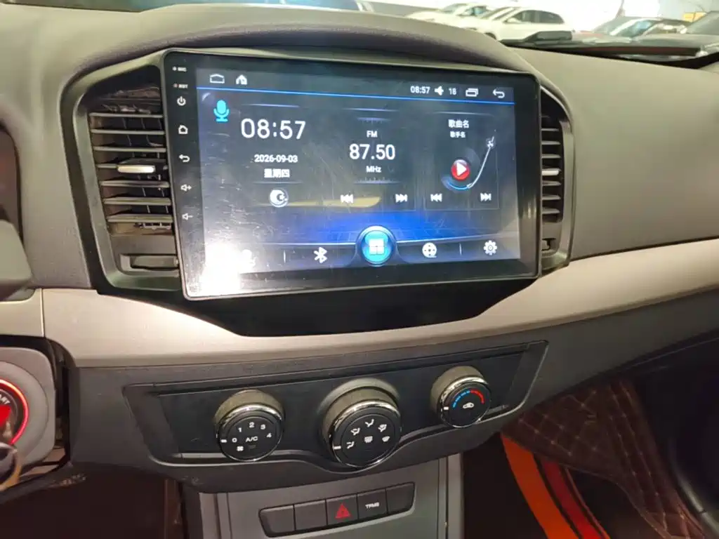 Roewe 350 — миниатюра 13