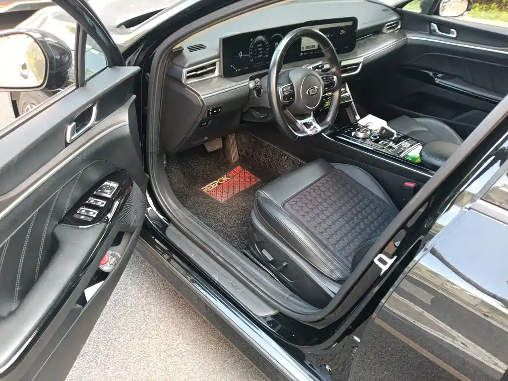 Kia K5 — миниатюра 11