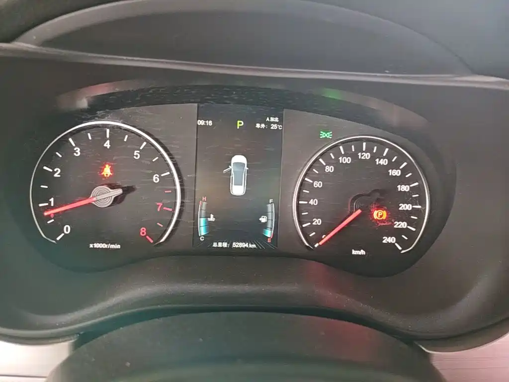 BYD MAX — миниатюра 12
