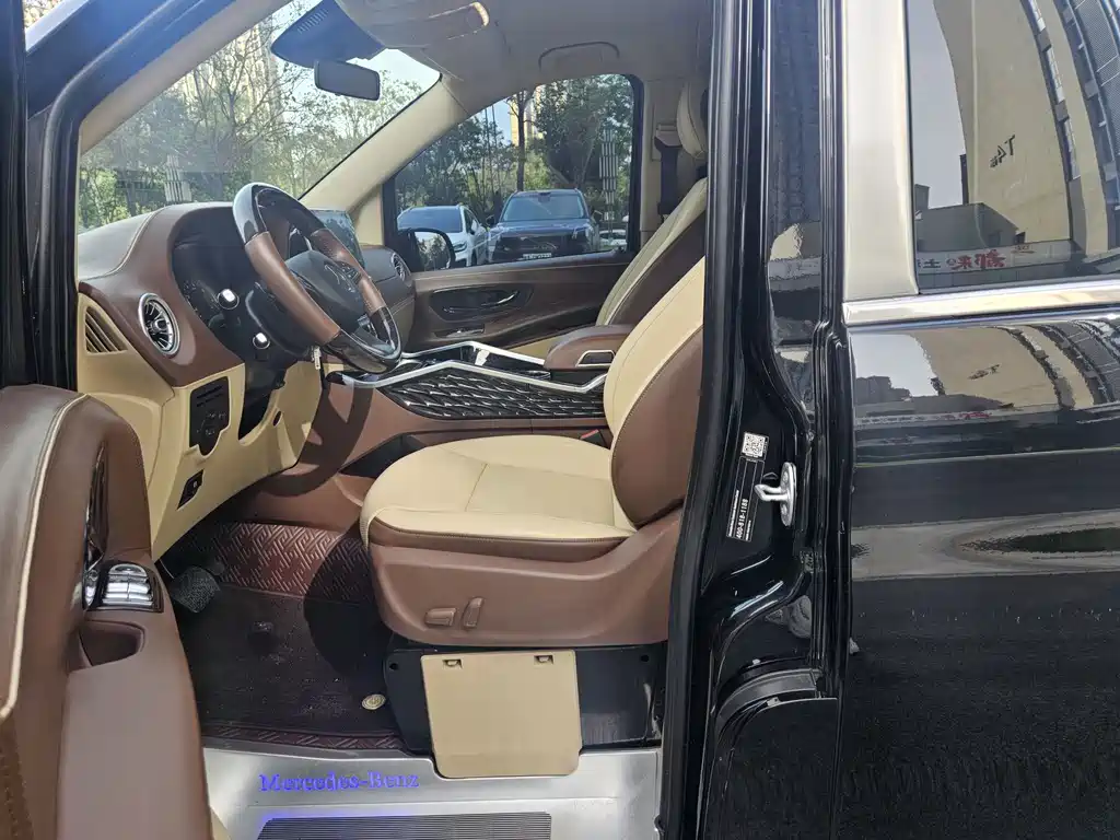 Mercedes-Benz Vito — миниатюра 11