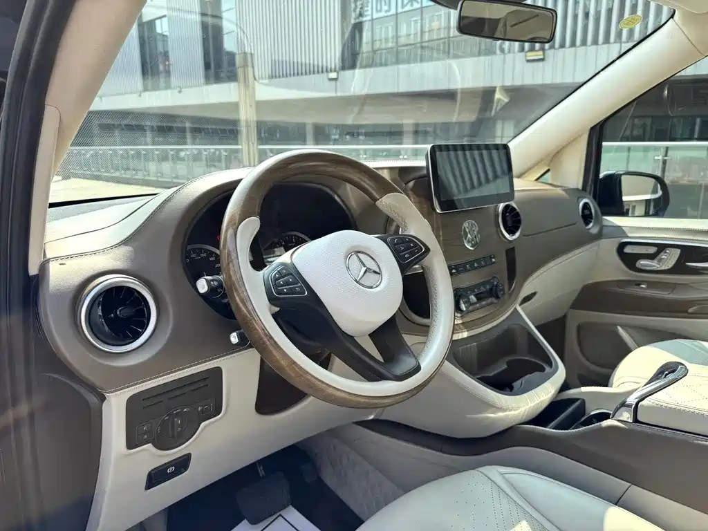 Mercedes-Benz Vito — миниатюра 9