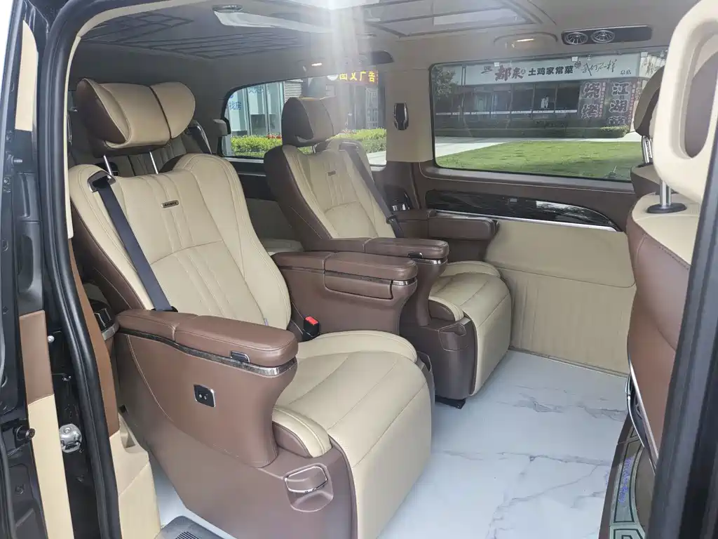 Mercedes-Benz Vito — миниатюра 18