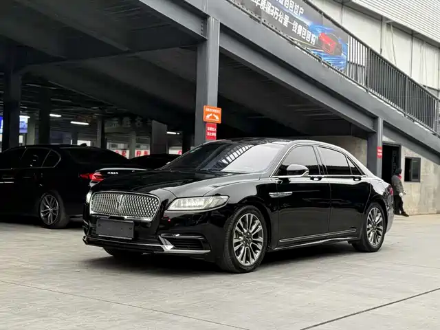 Lincoln Continental