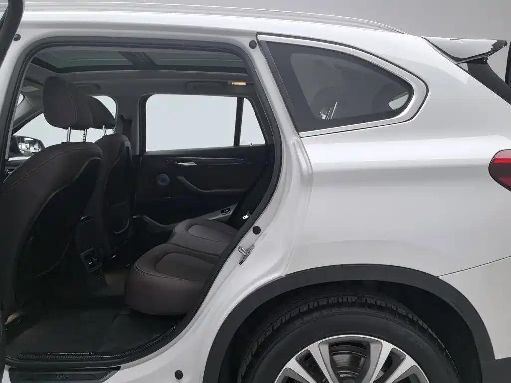 BMW X1 New Energy — миниатюра 15