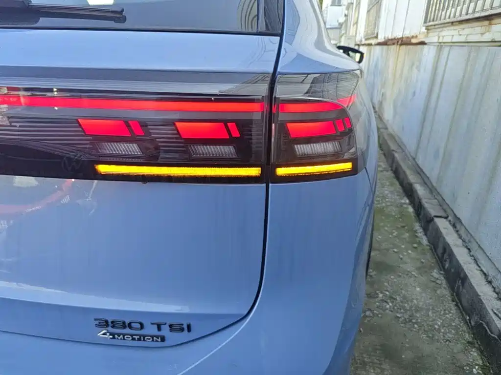 Volkswagen Tiguan L — миниатюра 8