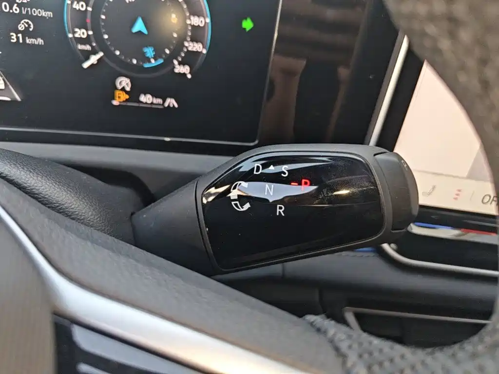 Volkswagen Tiguan L — миниатюра 14
