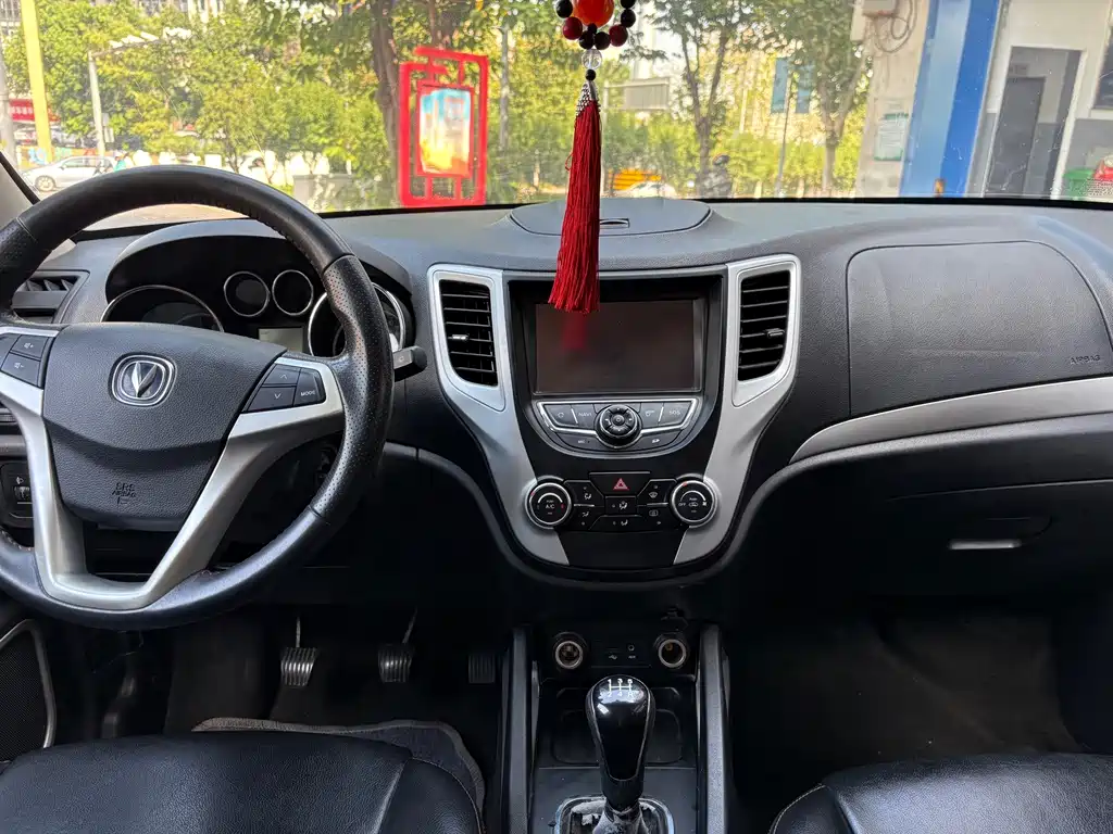 Changan CS35 — миниатюра 16