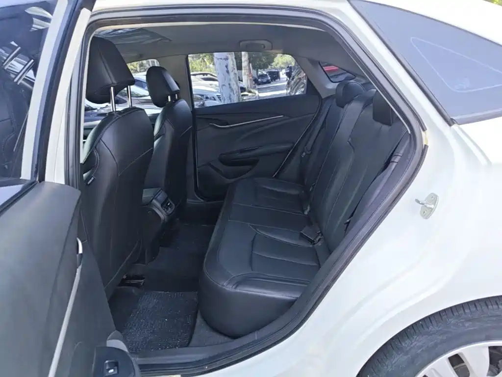 Buick Excelle — миниатюра 17
