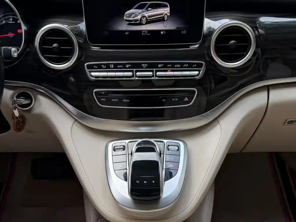 Mercedes-Benz V-Class V 2017 V 260