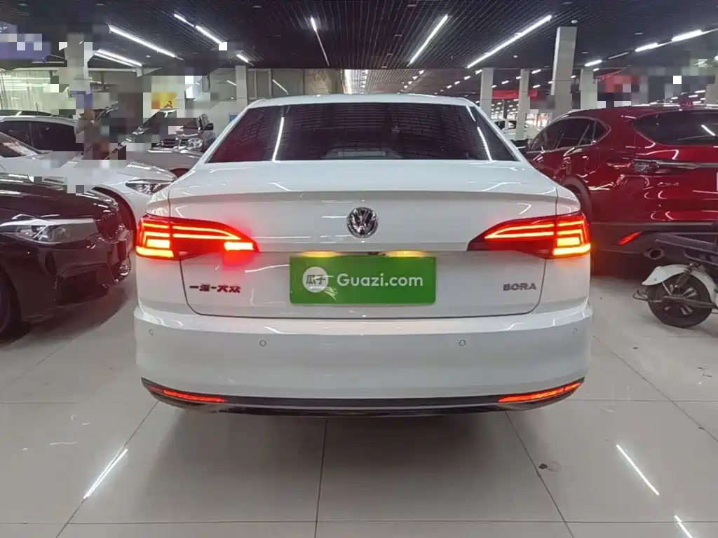 Volkswagen Bora — миниатюра 6