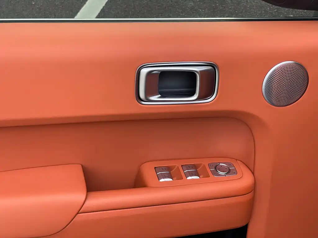 Li Auto Li L8 — миниатюра 18
