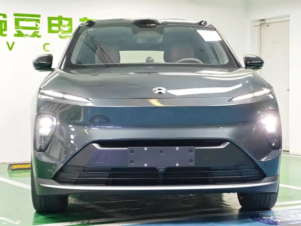 NIO NIO ES8