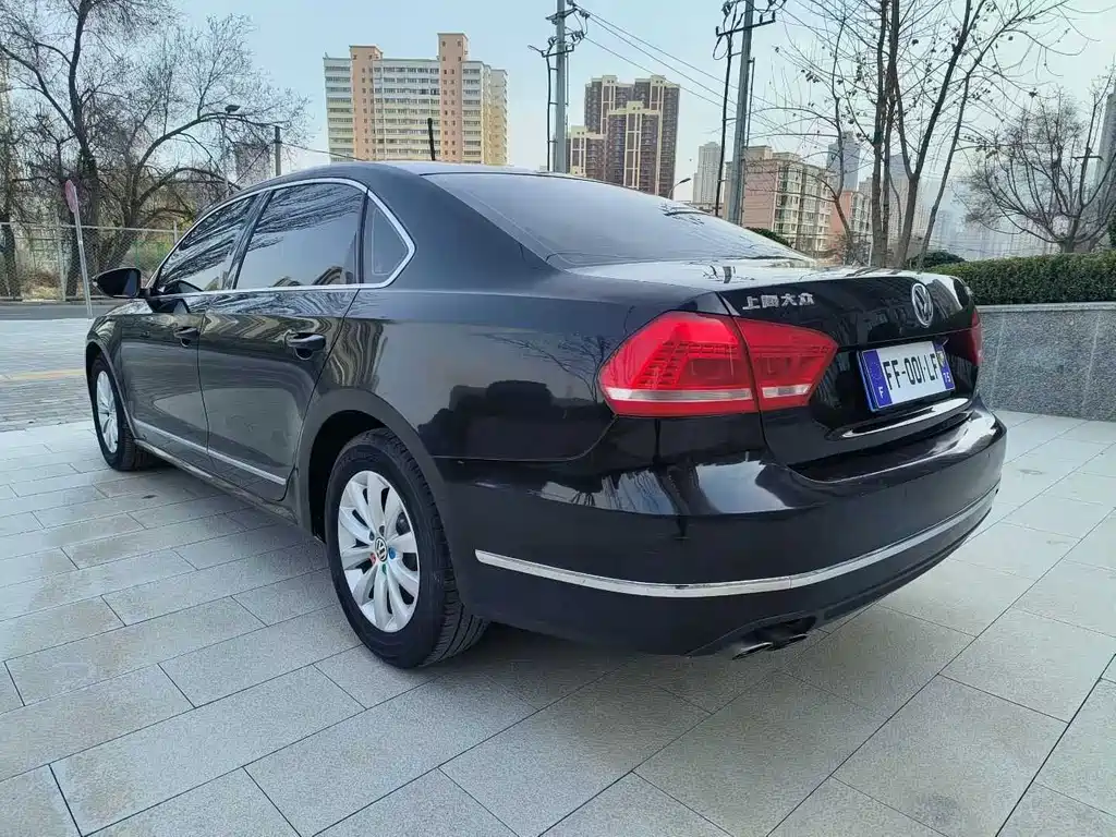 Volkswagen Passat — миниатюра 4