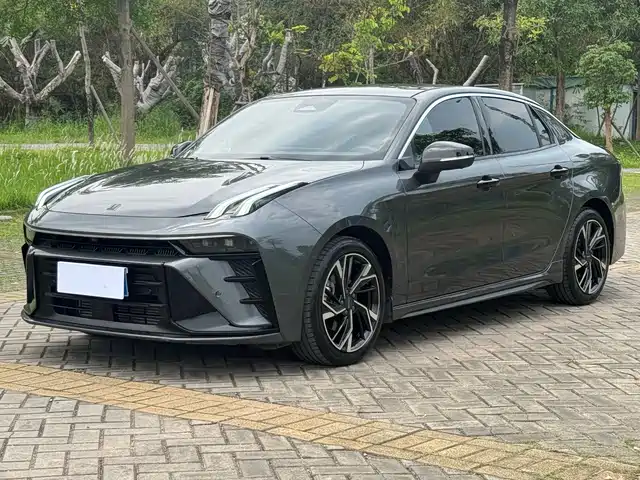 2024 Lynk & Co 03