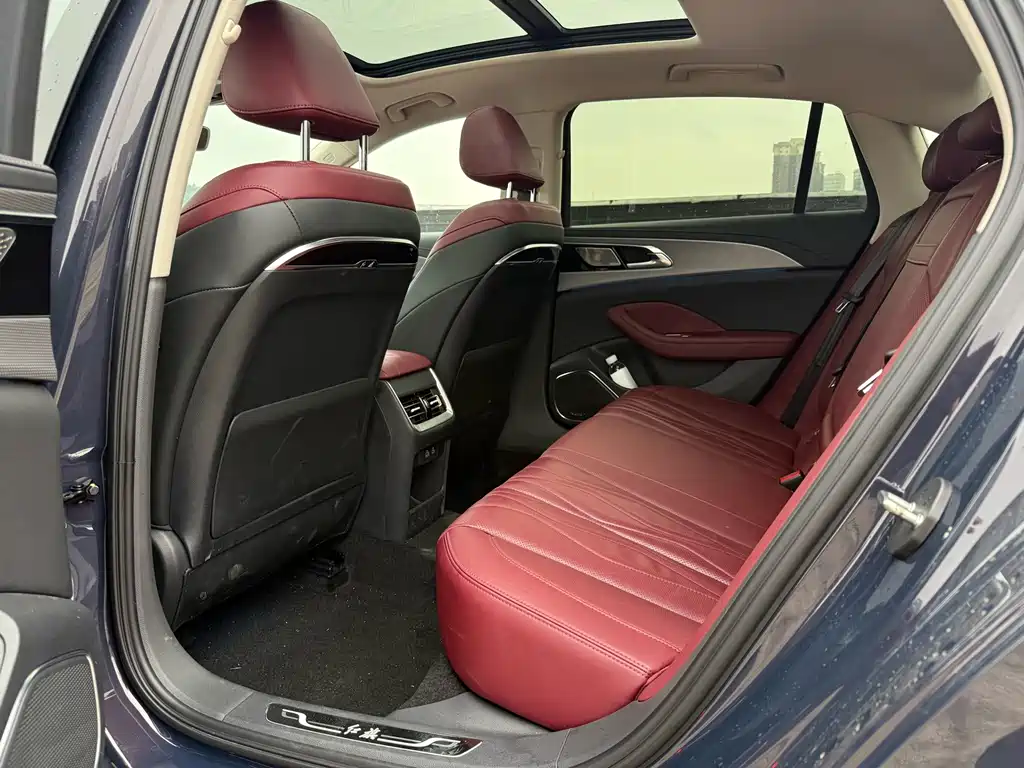 Hongqi Hongqi H5 — миниатюра 9