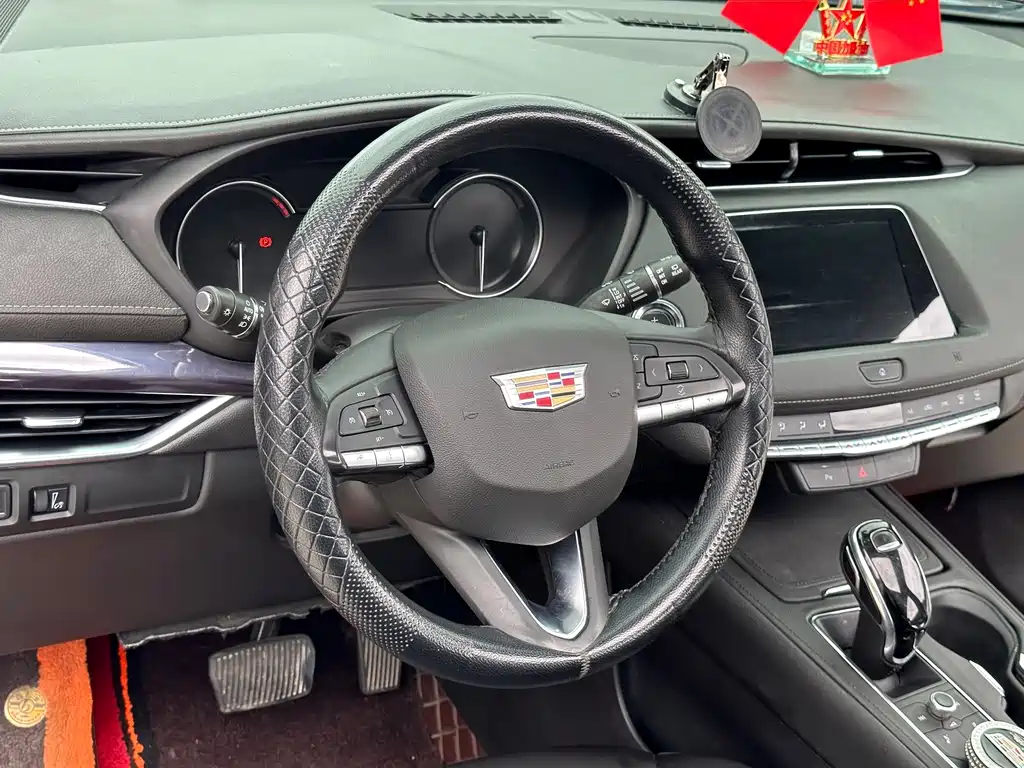 Cadillac XT4 — миниатюра 16