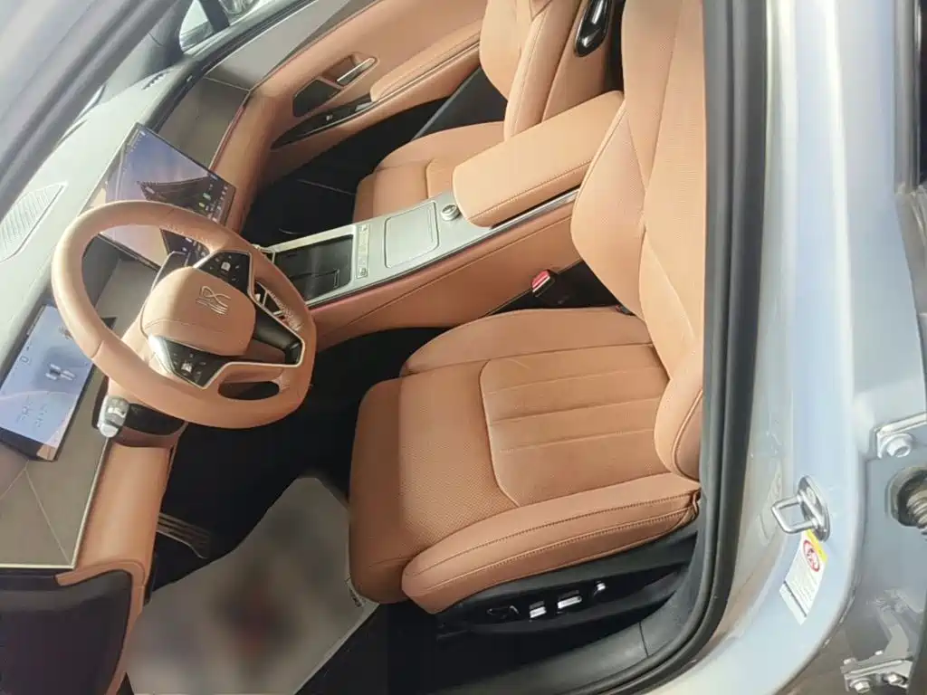 BYD Han L — миниатюра 11
