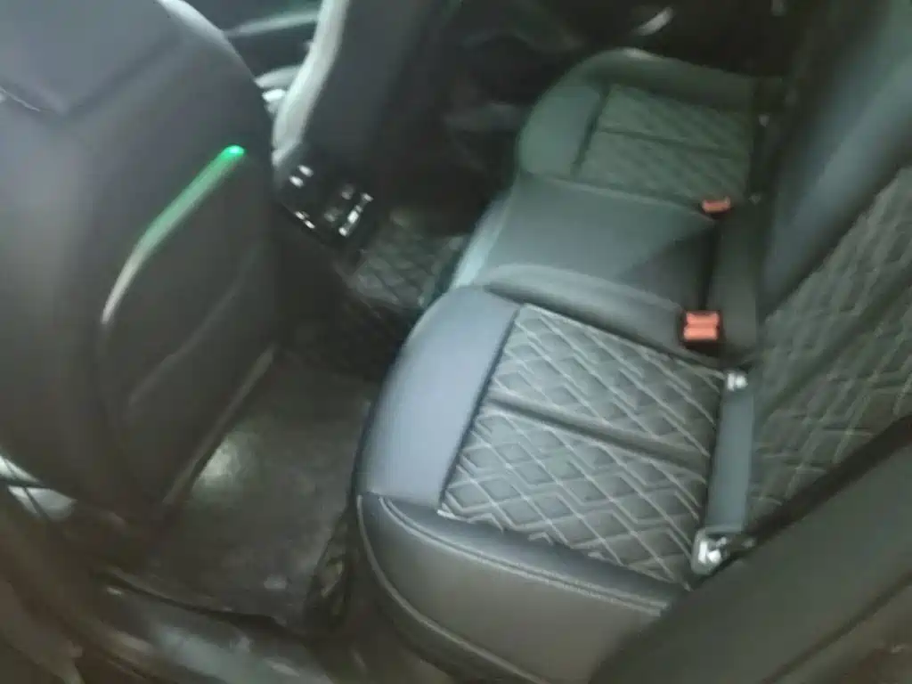 Audi A5L — миниатюра 16