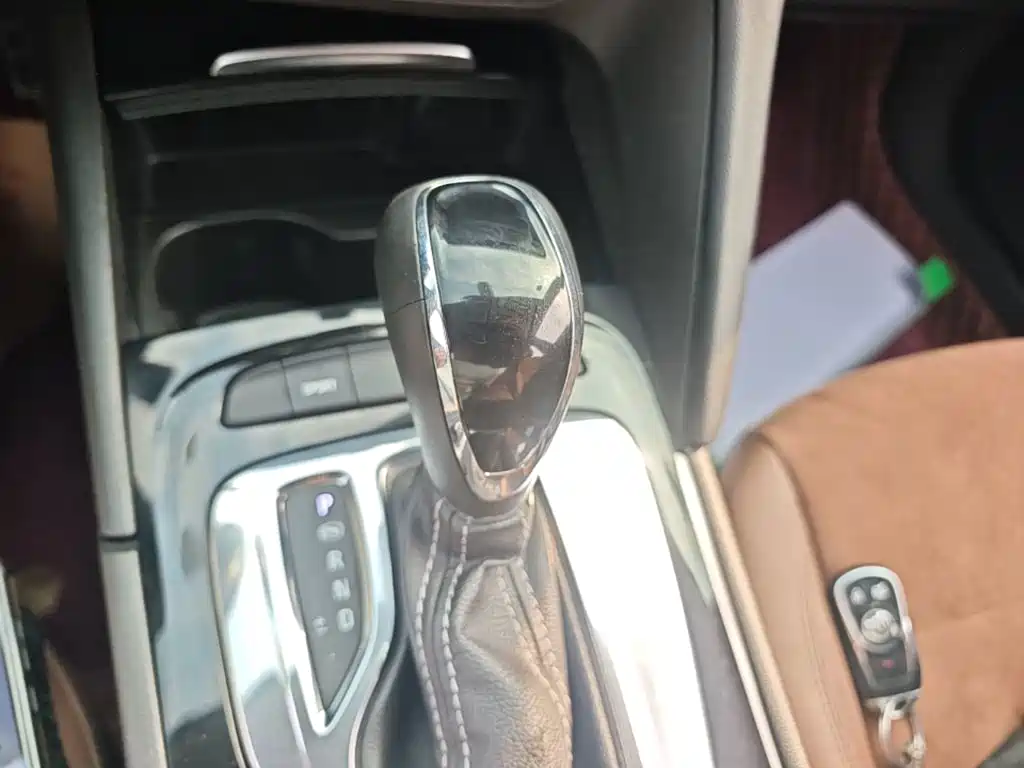 Buick Regal — миниатюра 14